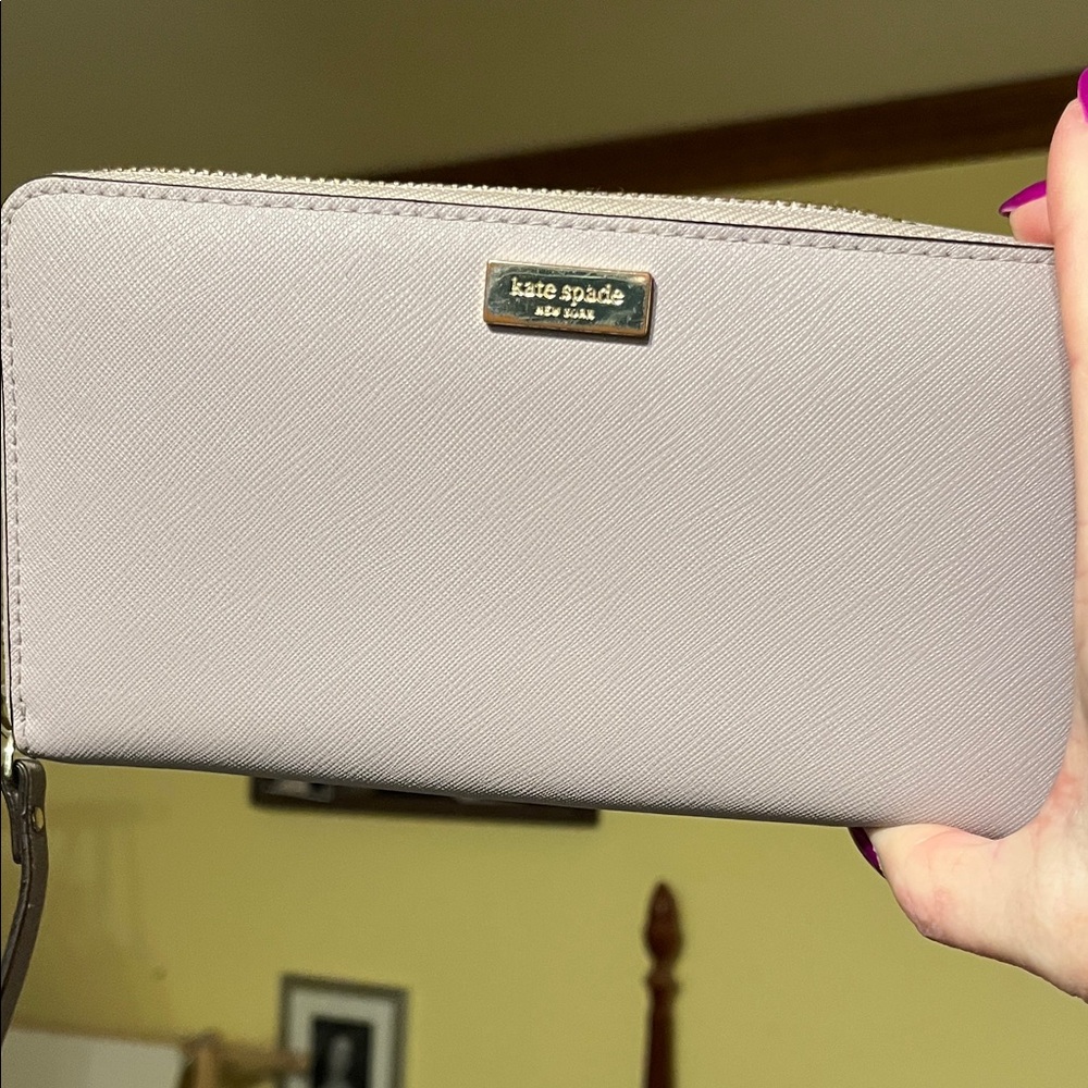 Kate Spade Saffiano Leather Light Purple Zip Around Wallet Very Clean
